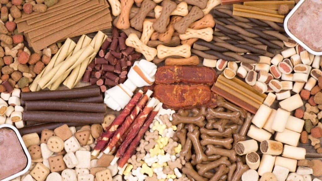 How to choose the right treats for your dog There are a wide variety of dog treats but not all are low calorie options