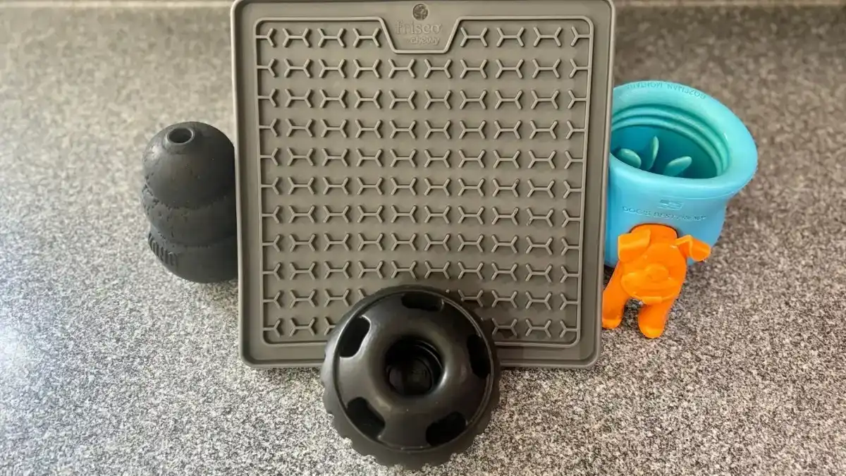 Alternatives to pupsicles offer options to scale the difficulty of your dogs enrichment